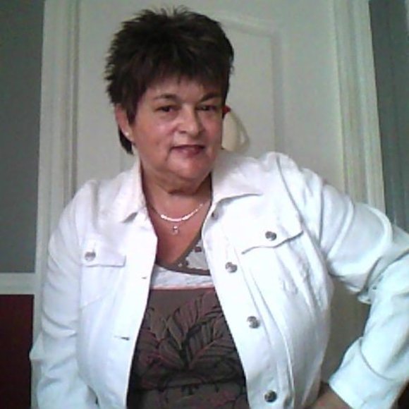 Meet your Posher, Linda - Picture 1 of 1